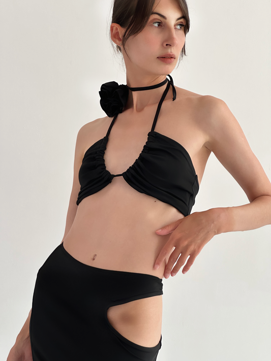 Lily Rose - Легка чорна сукня з романтичним і елегантним силуетом
